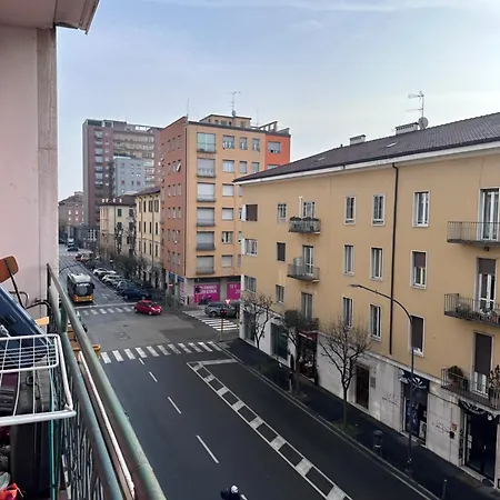 Solferino 17 Stazione Penzion Brescia